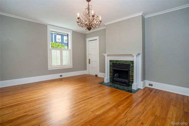 549 W Dunlap Street, Northville, MI 48167