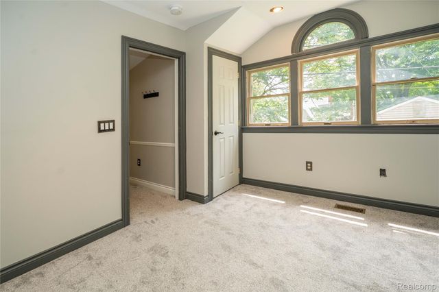 549 W Dunlap Street, Northville, MI 48167