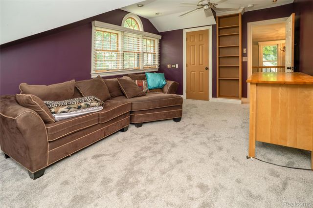 549 W Dunlap Street, Northville, MI 48167