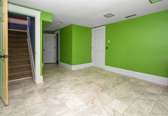 549 W Dunlap Street, Northville, MI 48167