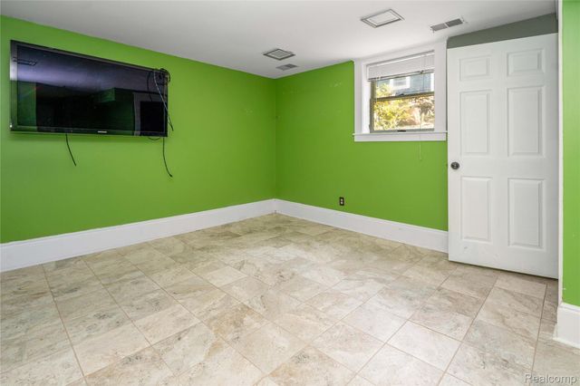 549 W Dunlap Street, Northville, MI 48167