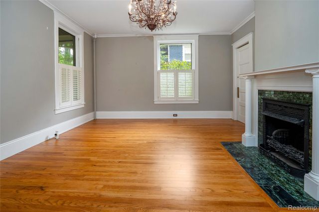 549 W Dunlap Street, Northville, MI 48167