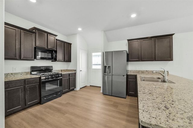 18511 Summit Ranch Drive, Hockley, TX 77447