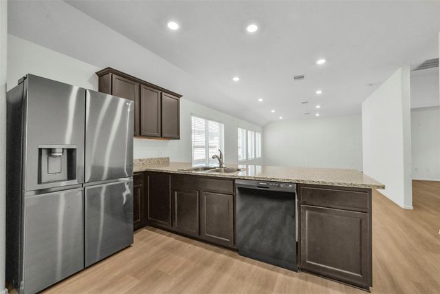 18511 Summit Ranch Drive, Hockley, TX 77447