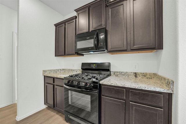 18511 Summit Ranch Drive, Hockley, TX 77447