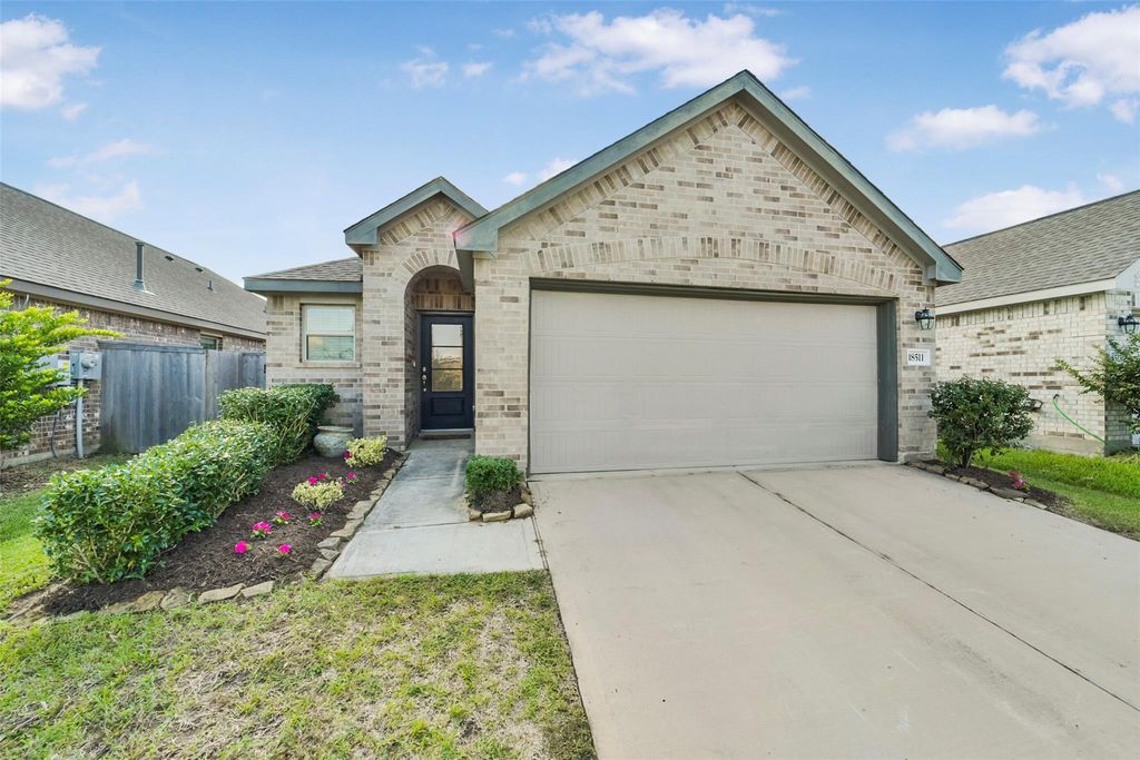 18511 Summit Ranch Drive, Hockley, TX 77447