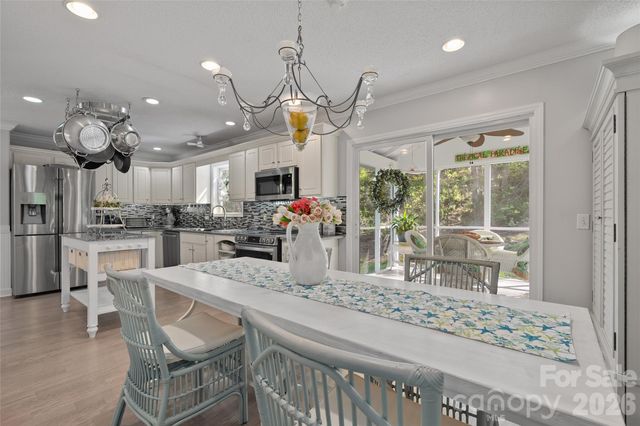 119 Friendly Lane, Asheville, NC 28806