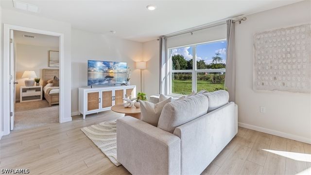 2927 NW JUANITA PL, Cape Coral, FL 33993