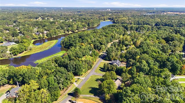 714 Bridgewater Drive, Monroe, NC 28112