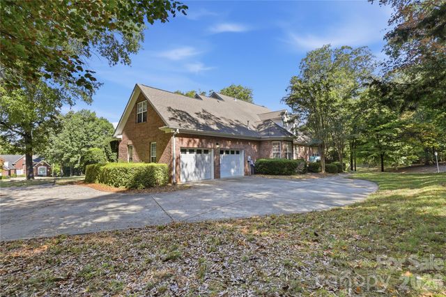 714 Bridgewater Drive, Monroe, NC 28112