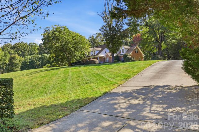 714 Bridgewater Drive, Monroe, NC 28112