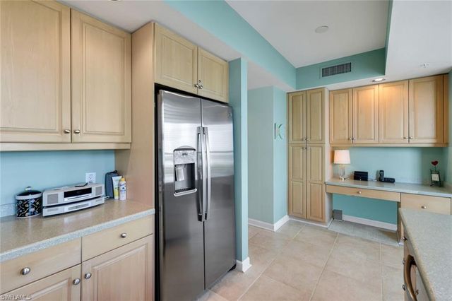 315 Dunes BLVD 707, Naples, FL 34110