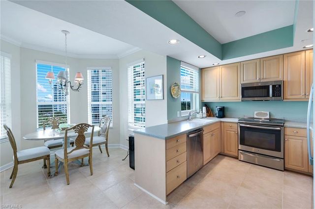 315 Dunes BLVD 707, Naples, FL 34110