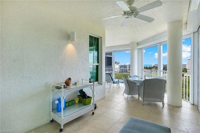 315 Dunes BLVD 707, Naples, FL 34110
