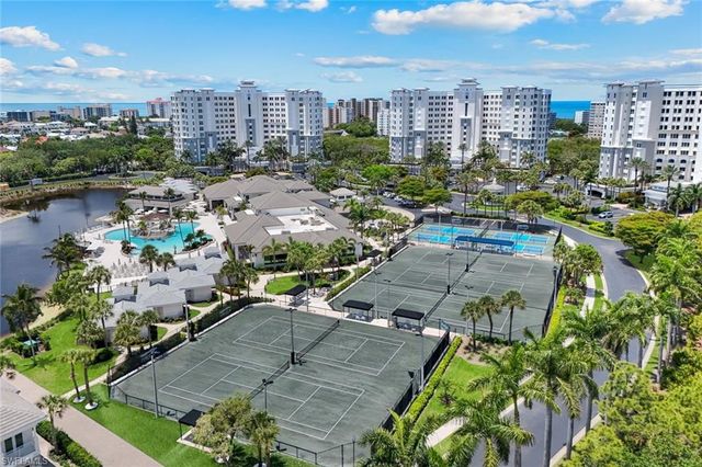 315 Dunes BLVD 707, Naples, FL 34110