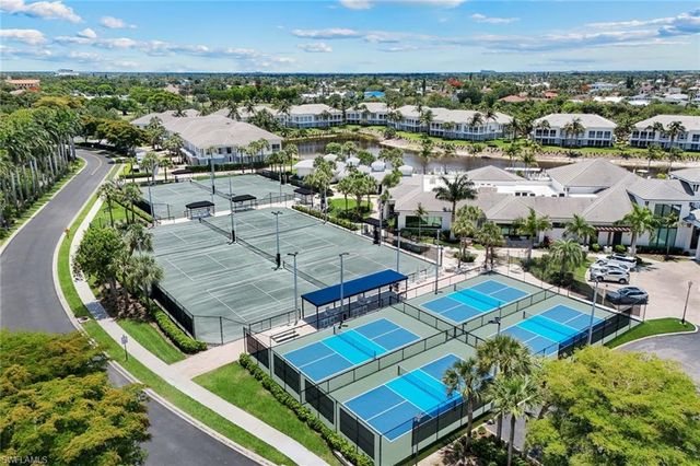 315 Dunes BLVD 707, Naples, FL 34110