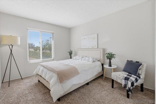8170 Paradise Valley Ct, Spring Valley, CA 91977