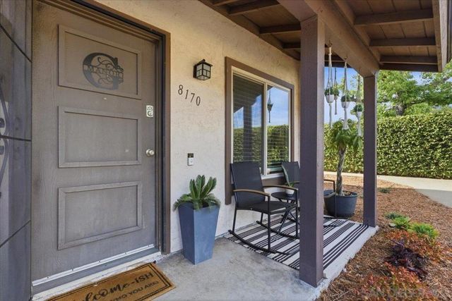 8170 Paradise Valley Ct, Spring Valley, CA 91977