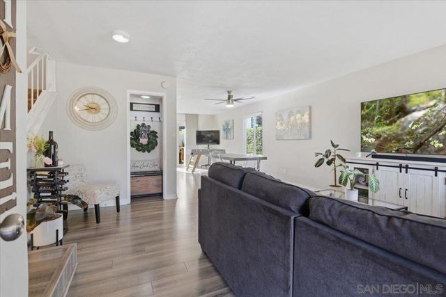 8170 Paradise Valley Ct, Spring Valley, CA 91977