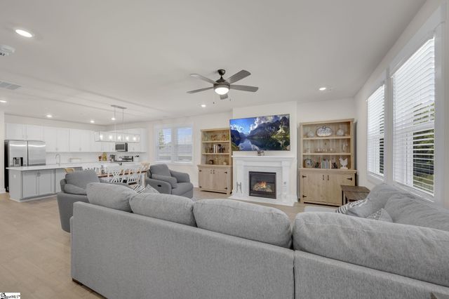 200 Jacqueline Road, Piedmont, SC 29673