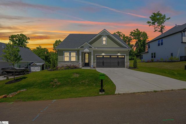 200 Jacqueline Road, Piedmont, SC 29673
