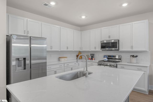 200 Jacqueline Road, Piedmont, SC 29673