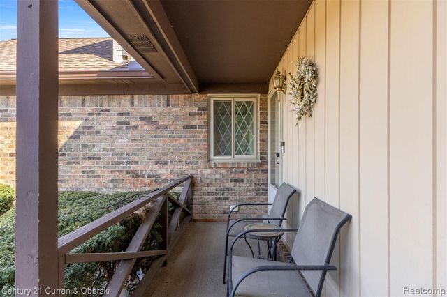 3756 Heritage Parkway, Dearborn, MI 48124