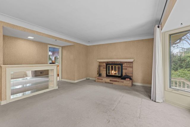 451 Rice Creek Terrace NE, Fridley, MN 55432