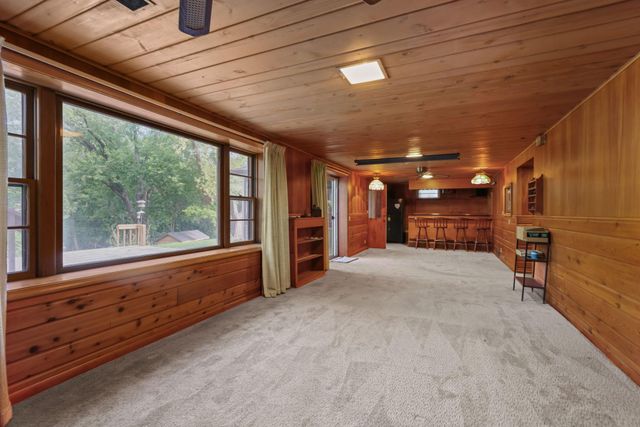 451 Rice Creek Terrace NE, Fridley, MN 55432