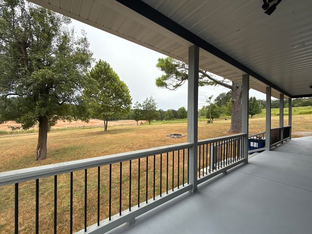 631 Spring Valley Drive, Mammoth Spring, AR 72554