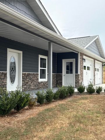 631 Spring Valley Drive, Mammoth Spring, AR 72554