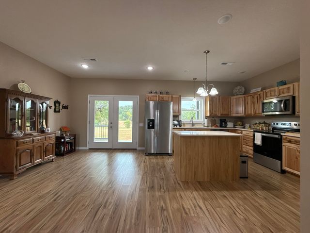 631 Spring Valley Drive, Mammoth Spring, AR 72554