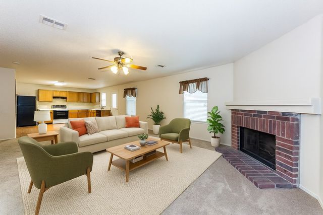 8709 Stonebriar Lane, Fort Worth, TX 76123