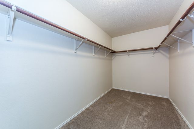 8709 Stonebriar Lane, Fort Worth, TX 76123