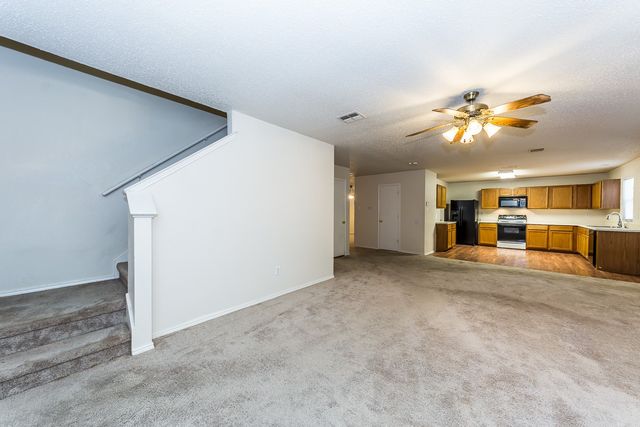 8709 Stonebriar Lane, Fort Worth, TX 76123