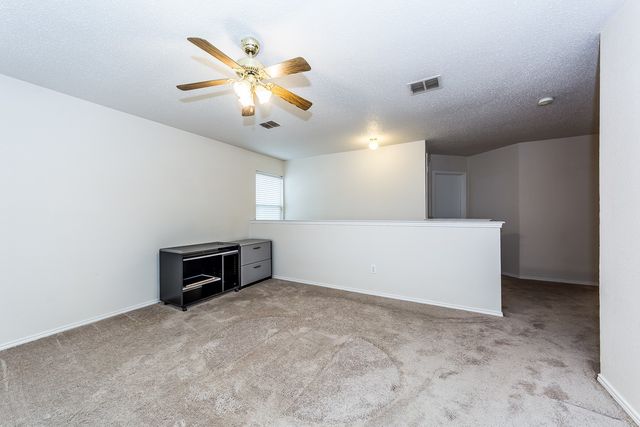 8709 Stonebriar Lane, Fort Worth, TX 76123