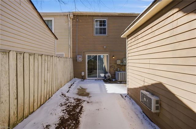 754 Spence CIR, Virginia Beach, VA 23462