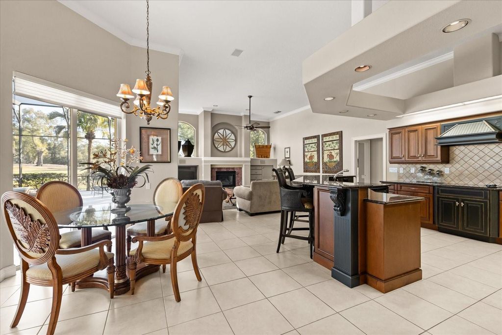 Image 12 of property listing at 253 PROMENADE CIRCLE, Lake Mary, FL 32746