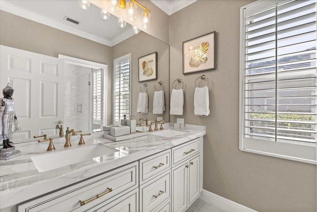 Image 20 of property listing at 253 PROMENADE CIRCLE, Lake Mary, FL 32746