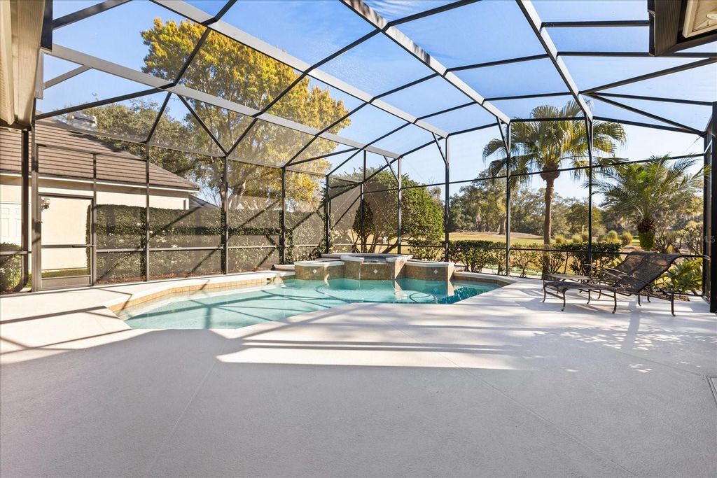 Image 33 of property listing at 253 PROMENADE CIRCLE, Lake Mary, FL 32746