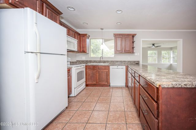 135 La Branche Avenue, Ocean Springs, MS 39564
