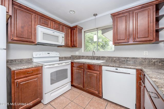 135 La Branche Avenue, Ocean Springs, MS 39564