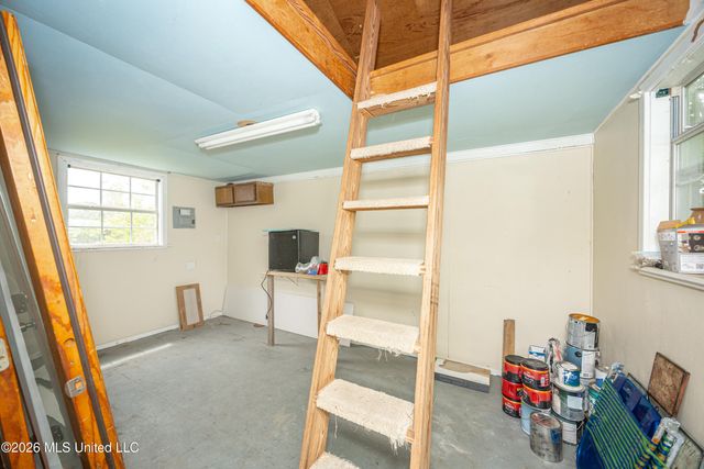 135 La Branche Avenue, Ocean Springs, MS 39564