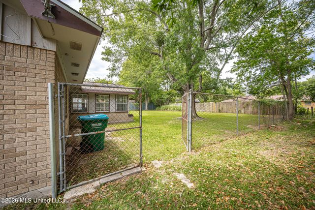 135 La Branche Avenue, Ocean Springs, MS 39564