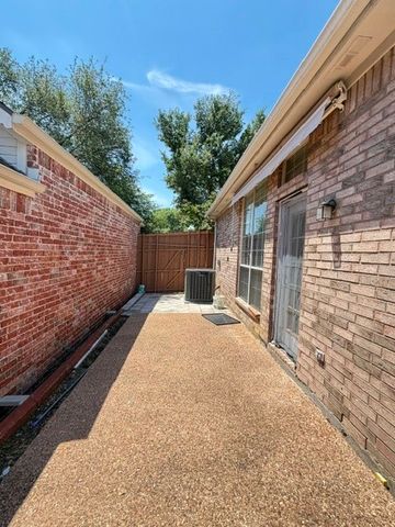 3021 Silver Springs Lane, Plano, TX 75025