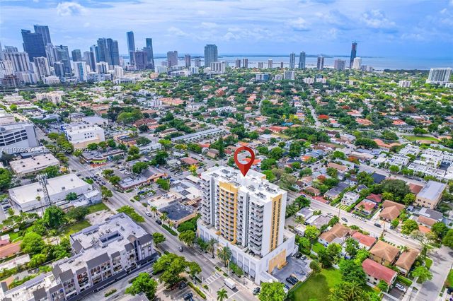 900 SW 8th St 1603, Miami, FL 33130