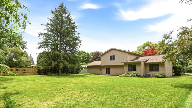 577 E Franconian Drive, Frankenmuth, MI 48734