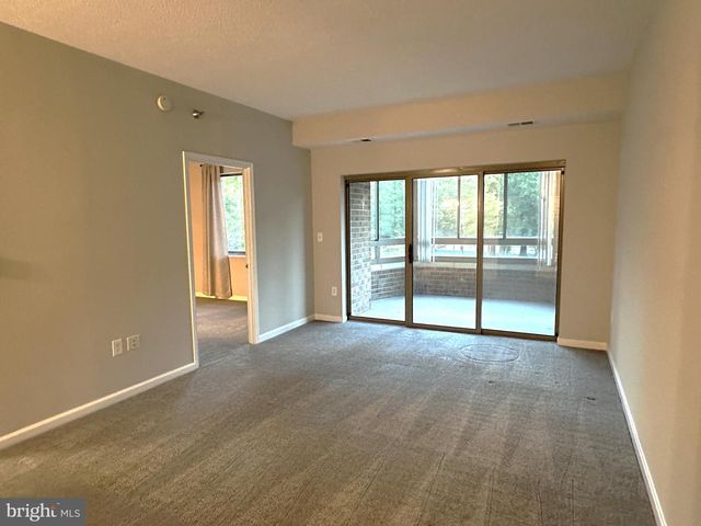 2904 N LEISURE WORLD BLVD #211, Silver Spring, MD 20906