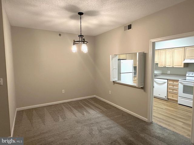 2904 N LEISURE WORLD BLVD #211, Silver Spring, MD 20906