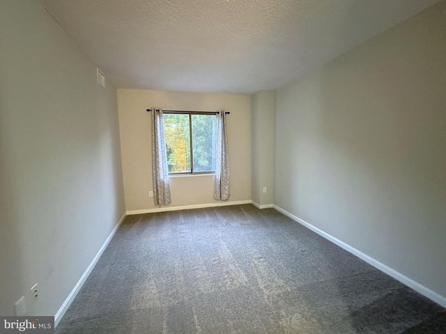 2904 N LEISURE WORLD BLVD #211, Silver Spring, MD 20906